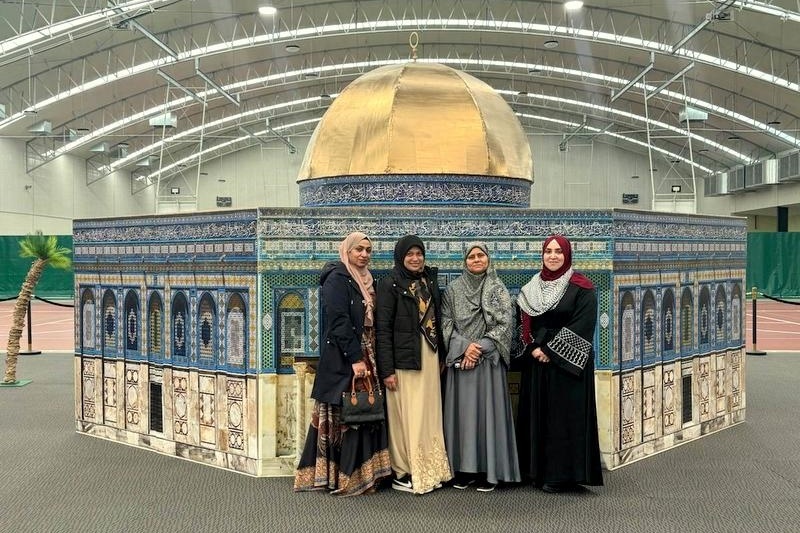 Al-Aqsa exhibition tour at Al-Taqwa College