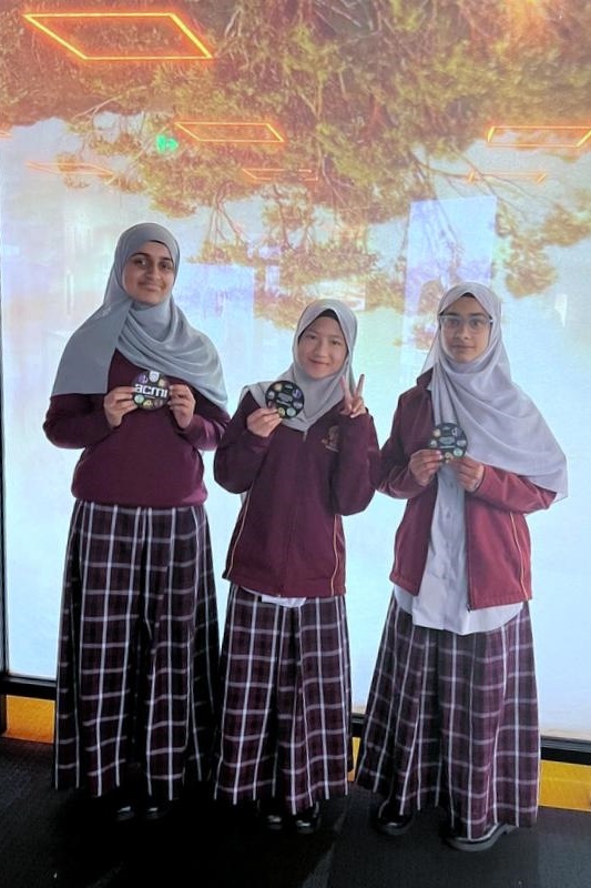 Year 8 Excursion: “Rabbit Proof Fence” Viewing