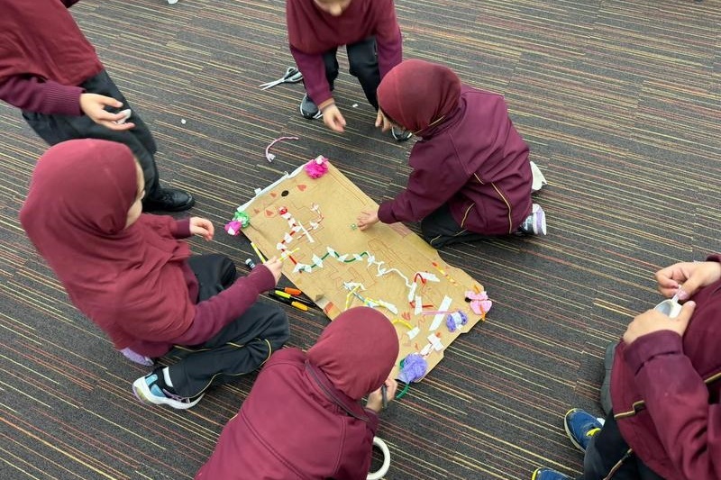 Year 1 Science Incursion: Fizz Kids