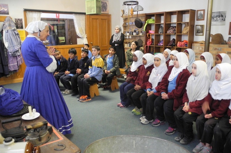 Year 3 students visiting Sovereign Hill