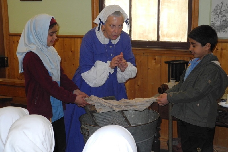 Year 3 students visiting Sovereign Hill