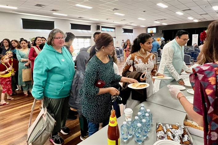 Students Volunteer at Carnival of Connections