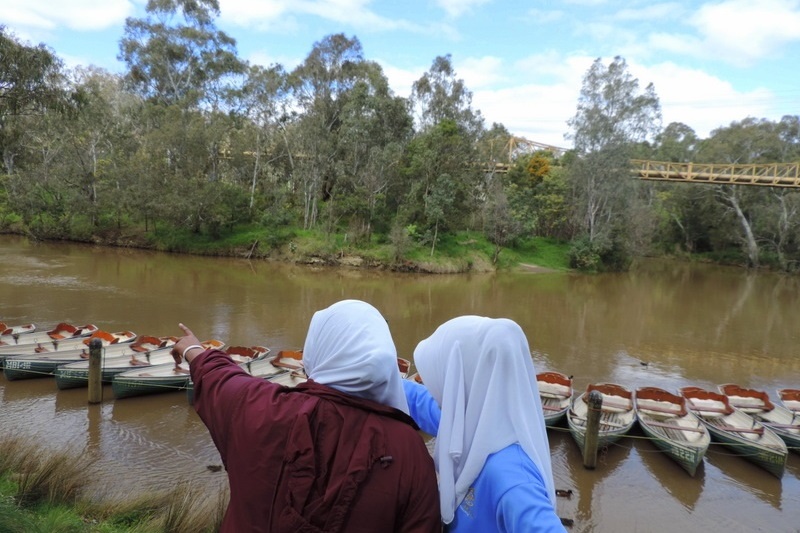 Outdoor Education Program: Canoeing