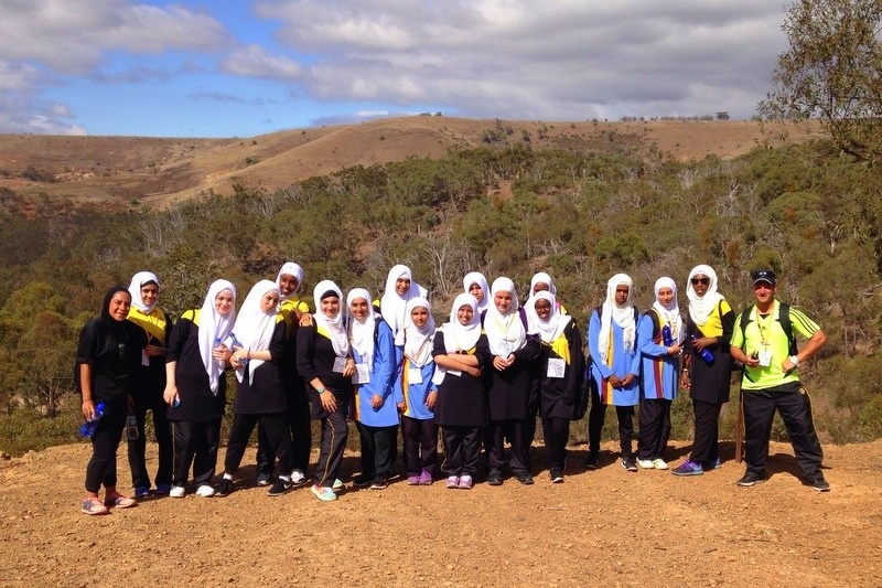 Senior Girls: Werribee Gorge Hiking Experience