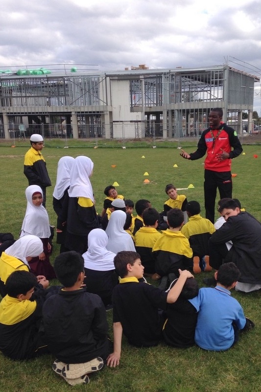 Cricket Clinic Program at Al Siraat