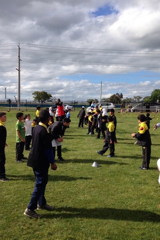 Cricket Clinic Program at Al Siraat