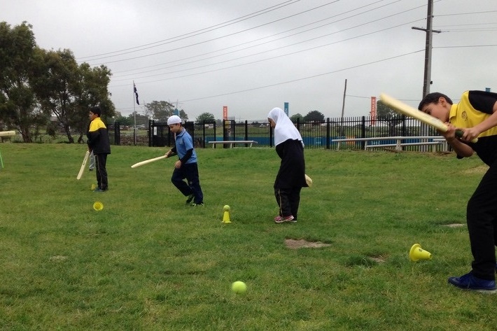 Cricket Clinic Program at Al Siraat