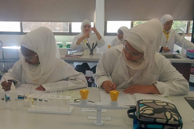 Year 7 Girls: A Journey through Science World