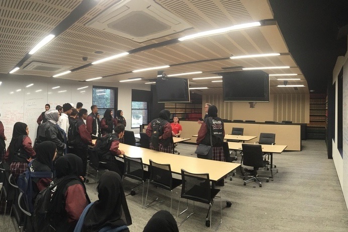 Year 12 Excursion to Latrobe University