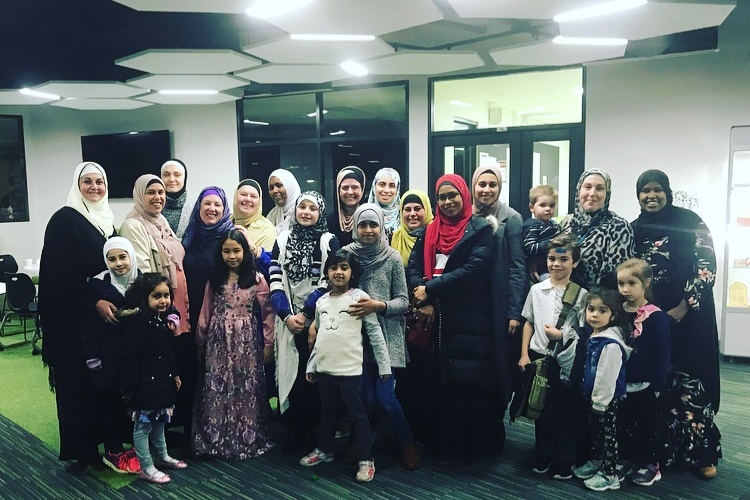 Years 5-6 Girls: Mother and Daughter Iftar