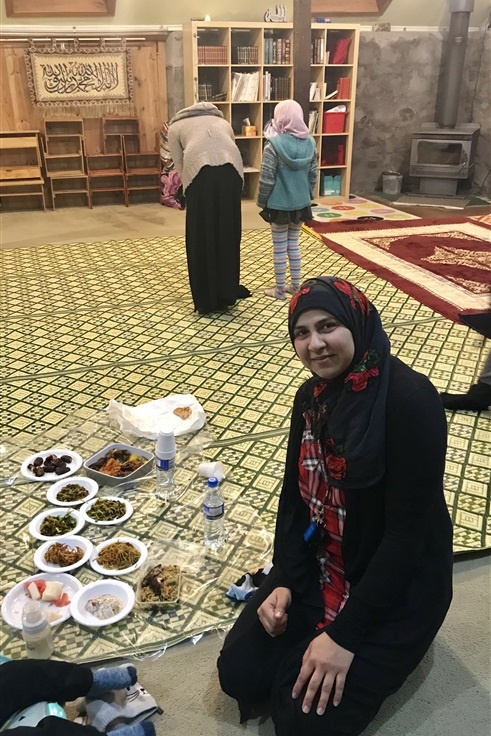 Years 5-6 Girls: Mother and Daughter Iftar