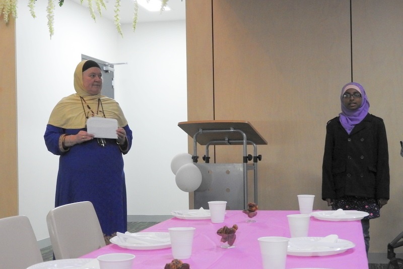 Years 5-6 Girls: Mother and Daughter Iftar