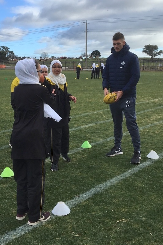 Carlton FC Players Visit Al Siraat