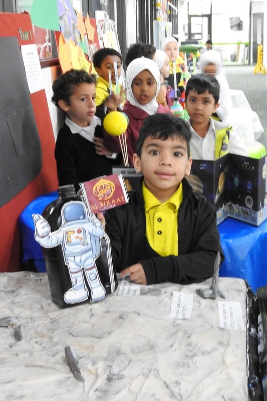 Students Celebrating Science Week