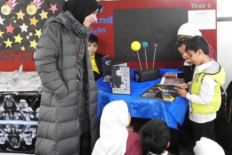 Students Celebrating Science Week