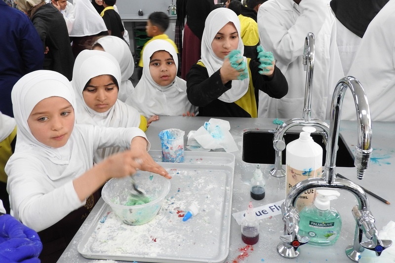 Students Celebrating Science Week