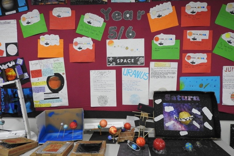 Students Celebrating Science Week