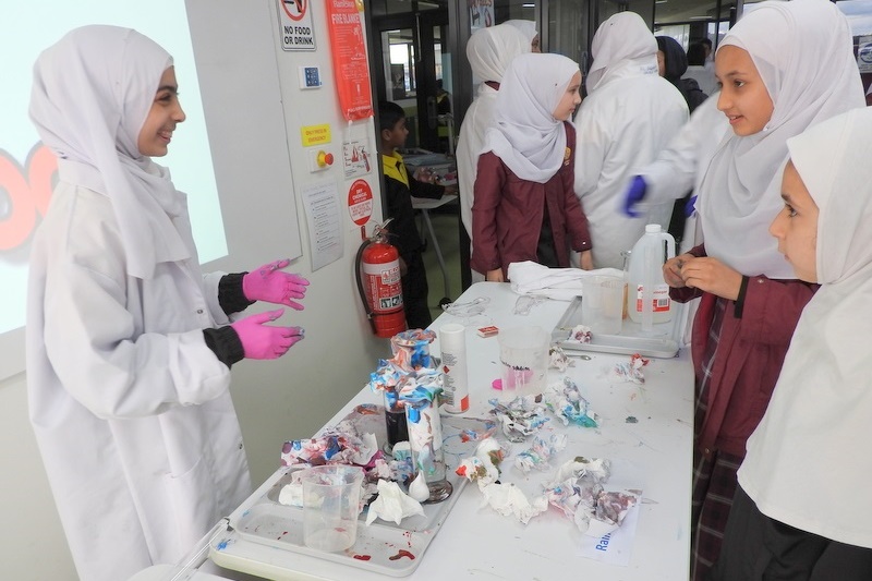 Students Celebrating Science Week