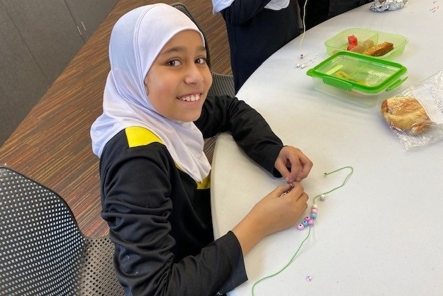 Primary Lunch Time Club: Jewellery Making