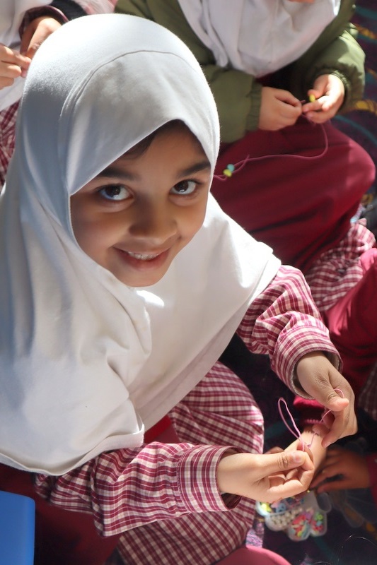 Primary Lunch Time Club: Jewellery Making