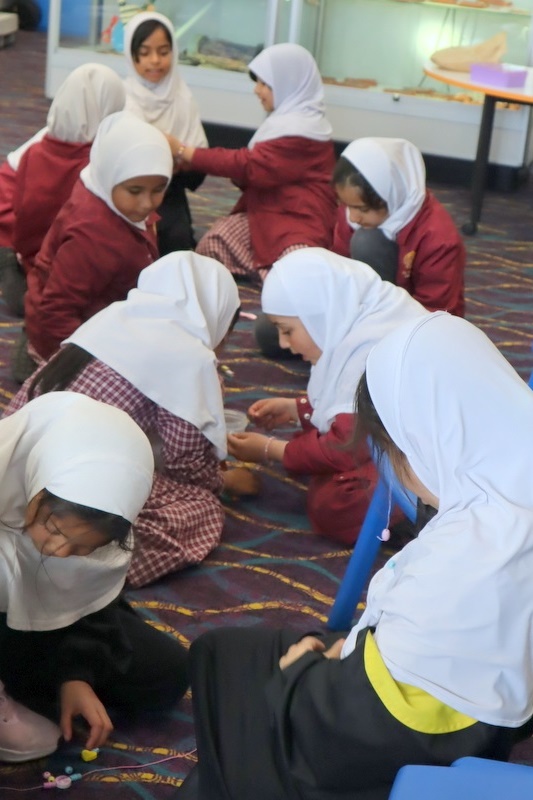 Primary Lunch Time Club: Jewellery Making