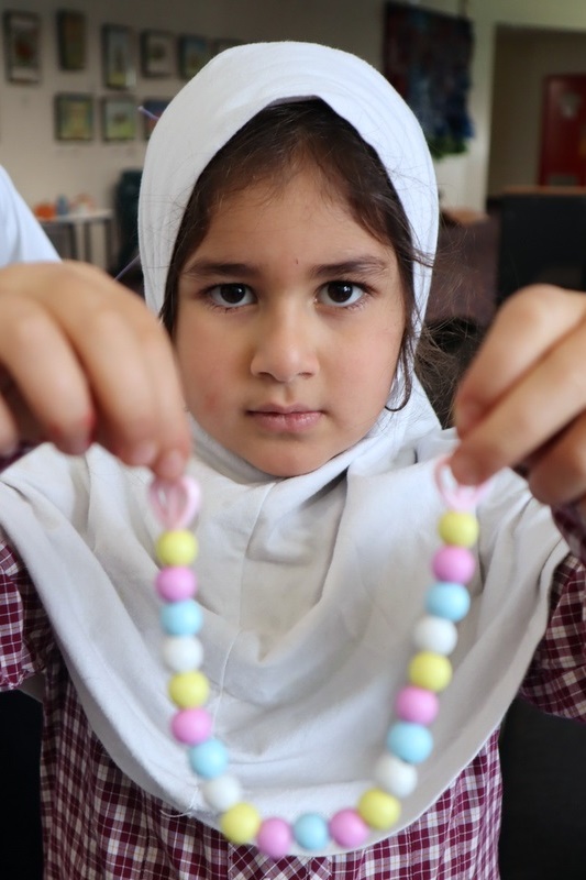 Primary Lunch Time Club: Jewellery Making