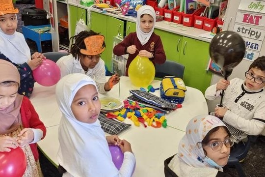 Year 1s celebrating their 100th Day of School