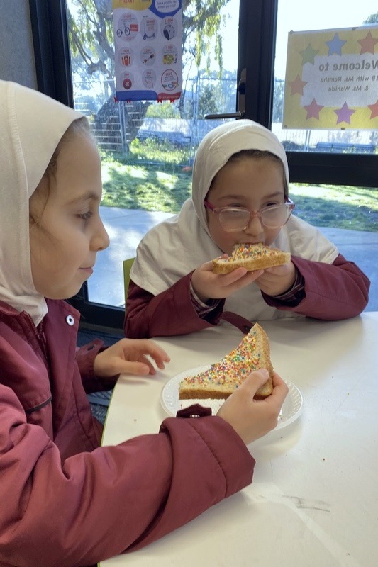 Year 1s celebrating their 100th Day of School