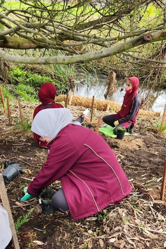 Environmental Student Leadership: Lalor Landcare