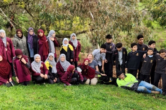 Environmental Student Leadership: Lalor Landcare