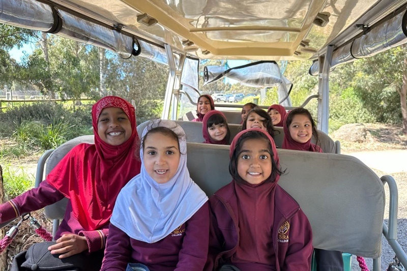 Foundation Excursion to Bundoora Farm