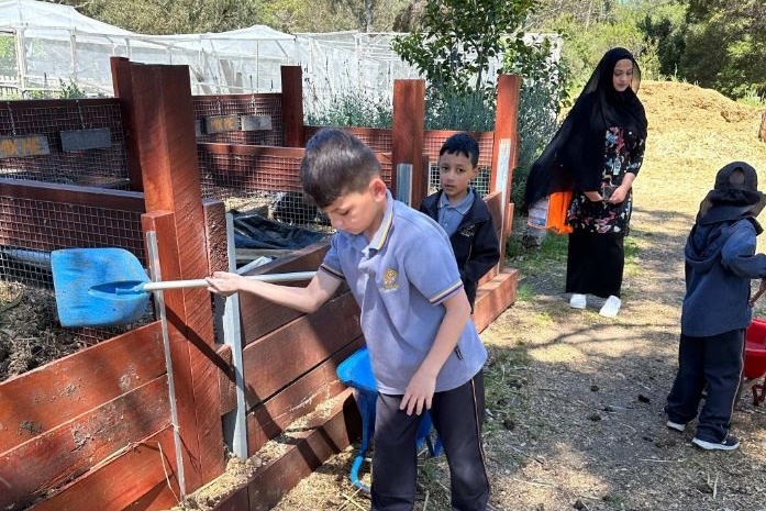 Foundation Excursion to Bundoora Farm