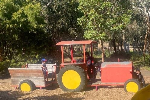 Foundation Excursion to Bundoora Farm