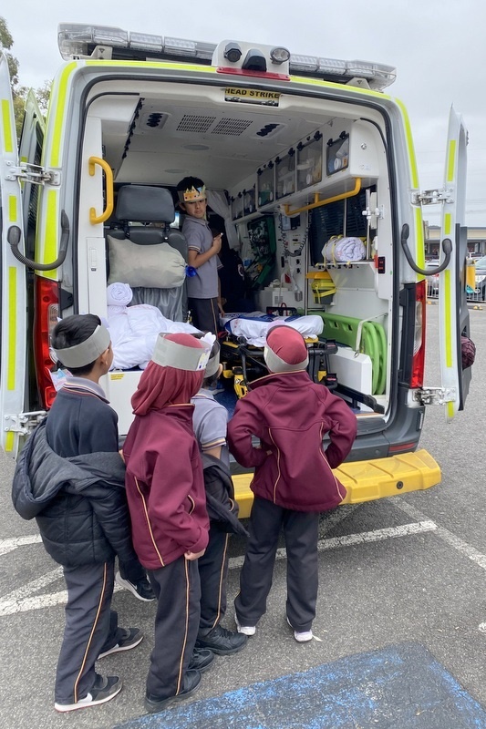 Foundation Incursion: Paramedics Visit